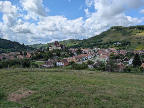 Twenty Questions (E7): Best Places to Walk or Hike