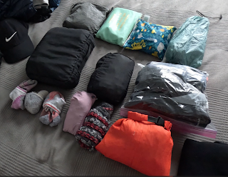 Living Out of a 40 Liter Backpack