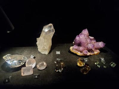 DINOSAURS, ROCKS, MINERALS AND MORE: Hands-On Science at the Pacific Museum of Earth at UBC, Vancouver, Canada