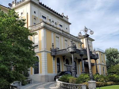 ROAD TRIP TO THE ITALIAN ALPS: Bergamo, Valle Camonica, Lake Iseo