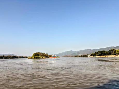 On The Road... Chiang Rai, Thailand: My Golden Triangle Tour: Part 2! On The Road... Chiang Rai, Thailand: My Golden Triangle Tour: Part 2!