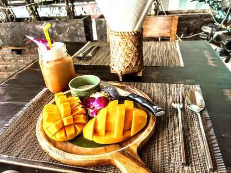 Breakfast, Lunch & Dinner... Chiang Mai, Thailand! Breakfast, Lunch & Dinner... Chiang Mai, Thailand!