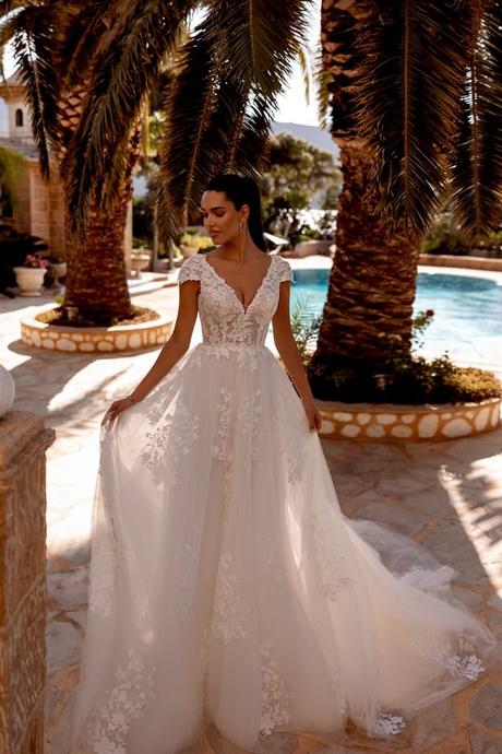 Demetrios Cosmobella  Collection Bridal Dreams