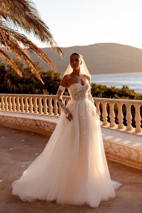 Demetrios Cosmobella  Collection Bridal Dreams
