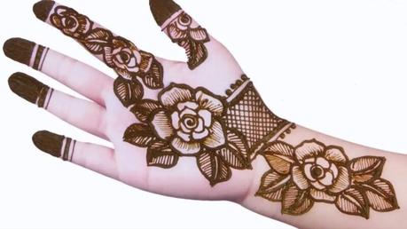 60+Easy front hand simple mehndi design: Latest mehndi Design 2025 Front Hand Mehndi Design for Beginning Mehndi Students