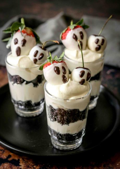 Cookies and Scream mini cheesecake pots (no bake)