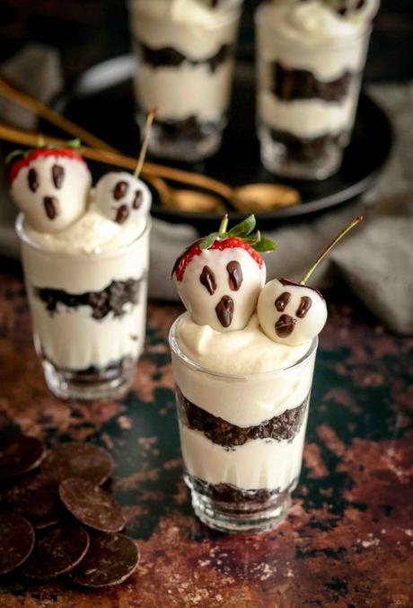 Cookies and Scream mini cheesecake pots (no bake)
