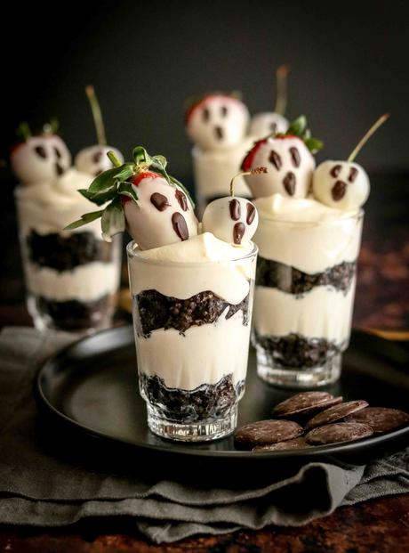 Cookies and Scream mini cheesecake pots (no bake)