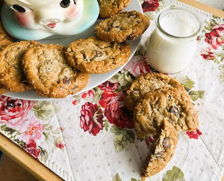 Oatmeal Chocolate Chip Cookies