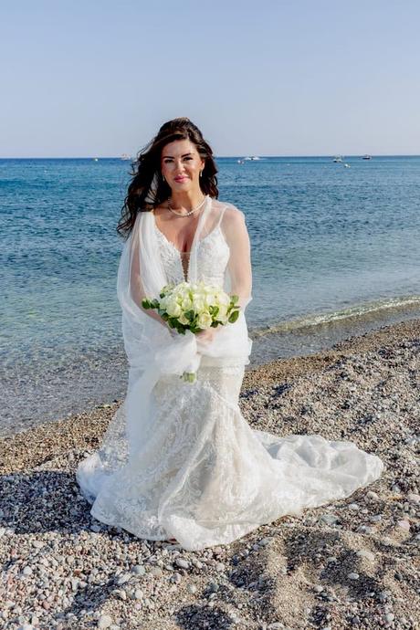 Summer Wedding Lythos White Blooms