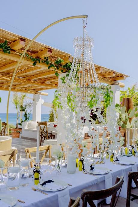 Summer Wedding Lythos White Blooms