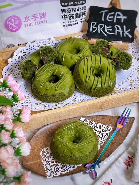 Matcha Red Bean Tea Cakes Matcha Red Bean Tea Cakes