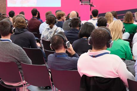 Best 6 Underrated Canva Alternatives for Fast Presentations and Pitch Decks