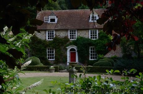 Charleston Manor