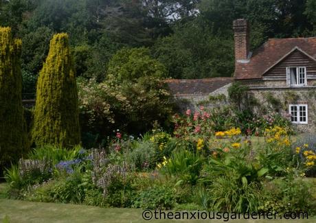 Charleston Manor