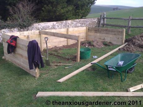 Let’s Build A Compost Bin!