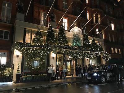 A Deco-tastic wander around Claridges at Christmas – sensational and slapdash A Deco-tastic wander around Claridges at Christmas – sensational and slapdash