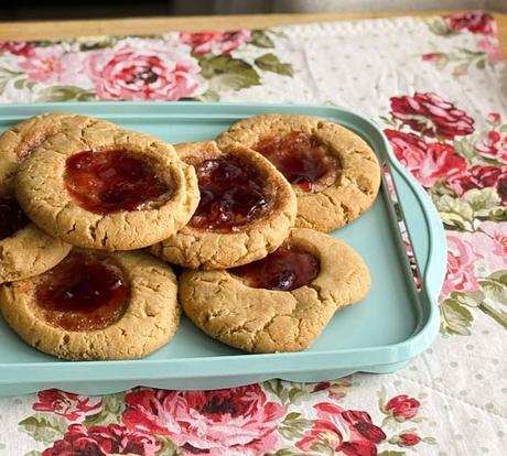 Peanut Butter & Jam Cookies Peanut Butter & Jam Cookies