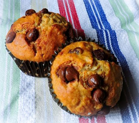 Oatmeal Chocolate Chip Muffins