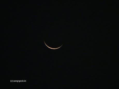 சந்திரன் பிறை பார்த்தேன் !    ~  Moondram Pirai !!