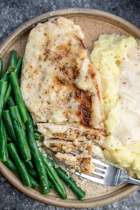 overhead shot of garlic chicken on a plate