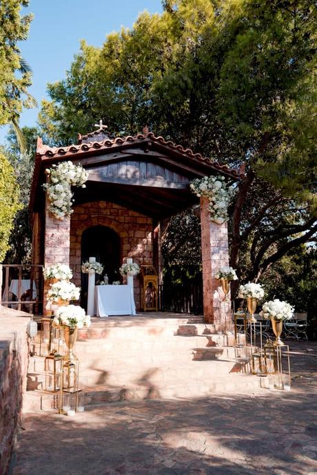 Romantic Wedding Athens White Pretty Florals