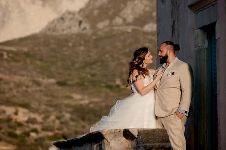 Summer wedding on Naxos with white blooms | Corinne & Anthony Summer wedding on Naxos with white blooms | Corinne & Anthony