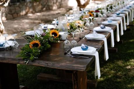 Rustic chic decor ideas for an olive grove wedding at Arbora Olea Luxury Resorts Rustic chic decor ideas for an olive grove wedding at Arbora Olea Luxury Resorts