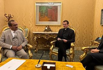 Sri Lanka Extends Official Invitation to Pope Leo XIV for State Visit ...