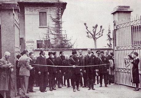 24th April 1935: minister Edmondo Rossoni officially opens Singer's factory in Monza (Italy)
