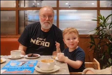 On Coffee And Cafés On Coffee And Cafés