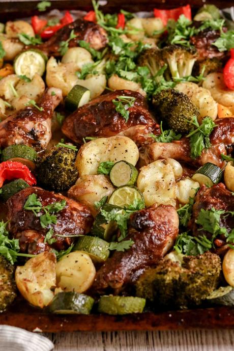 Satay chicken tray bake