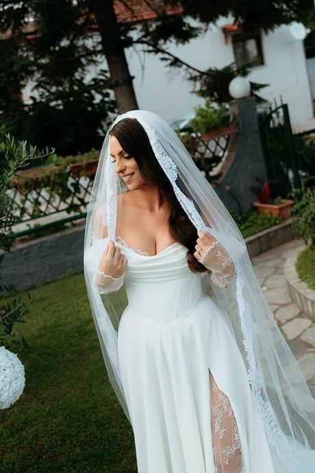 Chic White Flower Wedding Naoussa