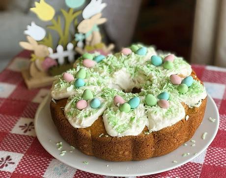Easy Lemon Bundt Cake