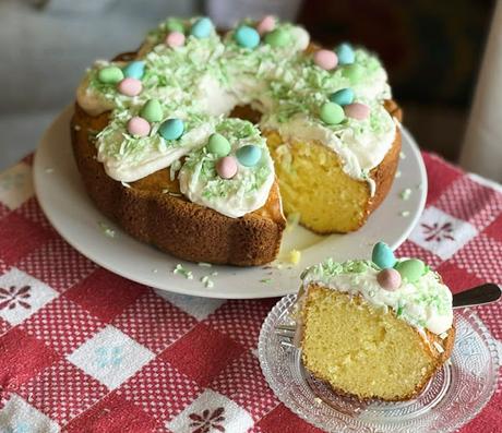 Easy Lemon Bundt Cake