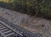 Getting Under Train Escape Without Scratch Cellphone Speaking