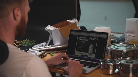 Camehoresbay: A New Digital Frontier for Modern Entrepreneurs