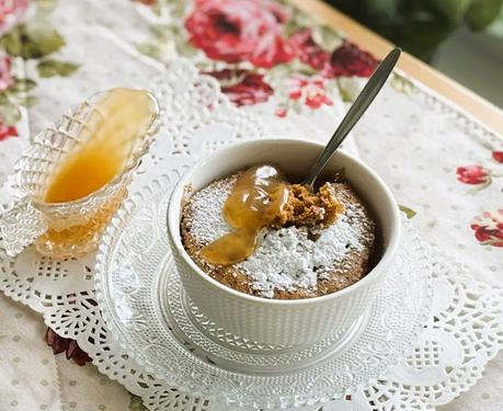 Gingerbread Cake for One Gingerbread Cake for One