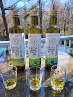 The Essence of the Olive: How do Olive Trees Pollinate