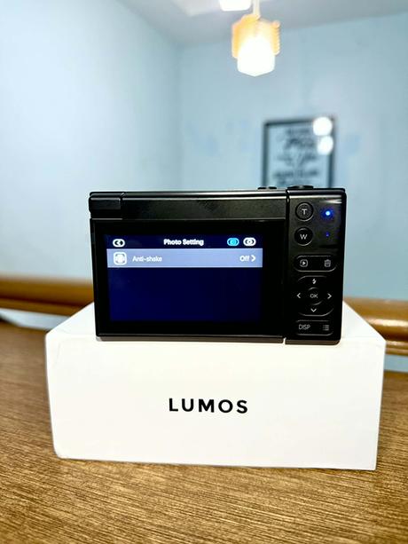 LUMOS  EVOKE anti-shake
