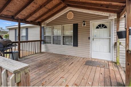 4 BEDS 2 BATHS 2,000 SQFT Bossier City, LA 71112