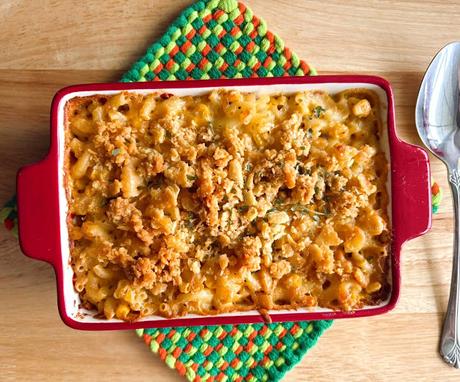 Creamy Corn & Mac Casserole