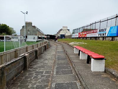 ✓984. Winton Park