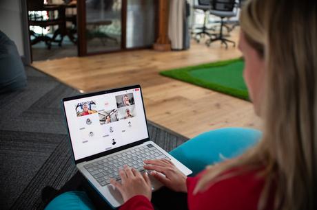 How to Add and Manage Comments in Microsoft Word