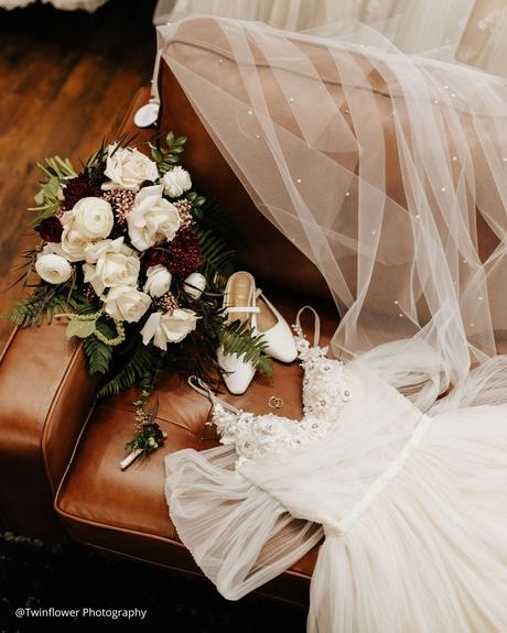 the bridal edit city hall accessories