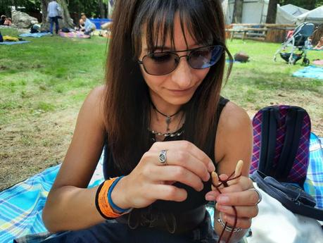 An improvised and spontaneous lucet workshop with friends at Celtica Festival 2023