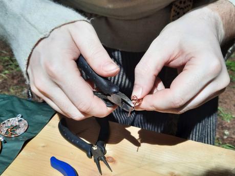 Celtica Valle d'Aosta: making a copper brooch