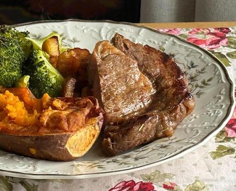A Simple Steak Marinade
