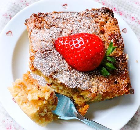 Strawberry & Rhubarb Slices Strawberry & Rhubarb Slices