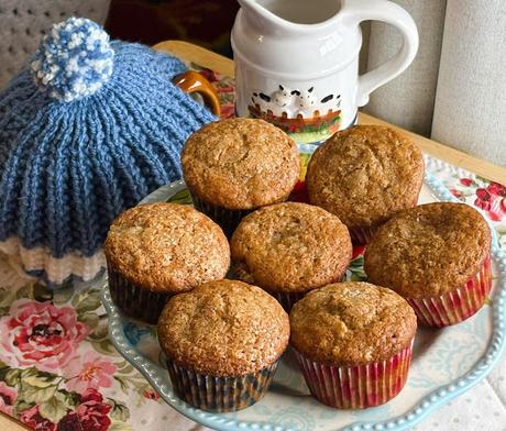 Applesauce Buttermilk Muffins